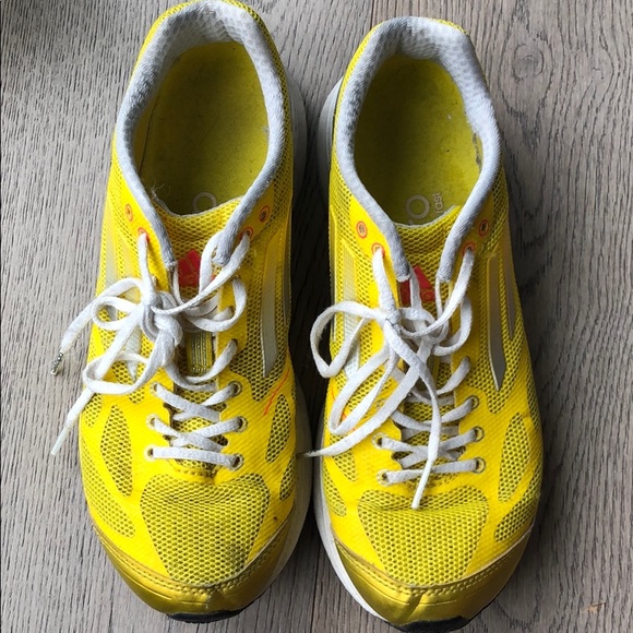 Adidas running shoe for women - Picture 2 of 3